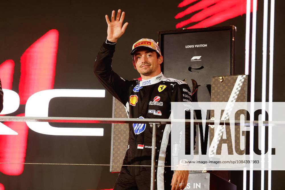 LECLERC Charles (mco), Scuderia Ferrari SF-26, portrait Singapore 2026 Singapore 2026 81 PIASTRI Oscar (aus), McLaren F1 Team MCL40, action 01 NORRIS Lando (gbr), McLaren F1 Team MCL40, action Singapore 2026 Singapore