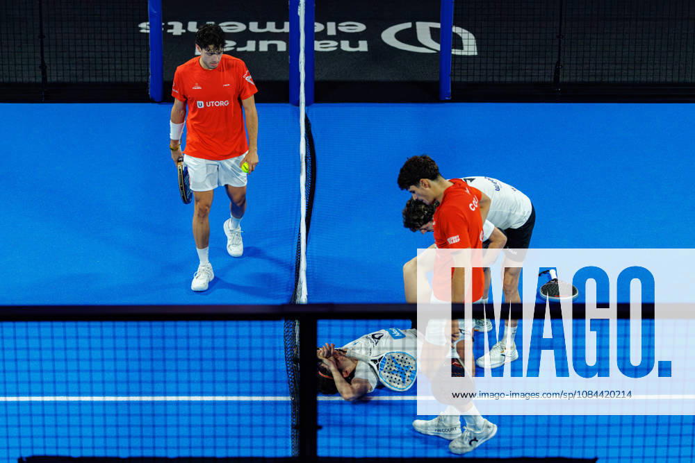 DÜSSELDORF, GERMANY - 11 OCTOBER 2026: Image shows Jon Sanz (ESP) with short injury and Franco Stupaczuk (ARG), Agustin Tapia (ARG) and Arturo Coello (ESP) during CUPRA Germany Premier Padel P2 2026 Day 8: Finals at CASTELLO Düsseldorf on 11 10 2026 in Düsseldorf, Germany. Germany