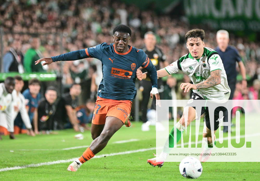 ESP: LaLiga EA Sports Racing Santander v Valencia CF David Otorbi of Valencia CF and Jorge Salinas of Racing de Santander during LaLiga EA Sports between Racing Santander v Valencia CF played at Campos de de El Sardinero Stadium in Cantabria on October 11, 2026 in Spain Spain Futbol