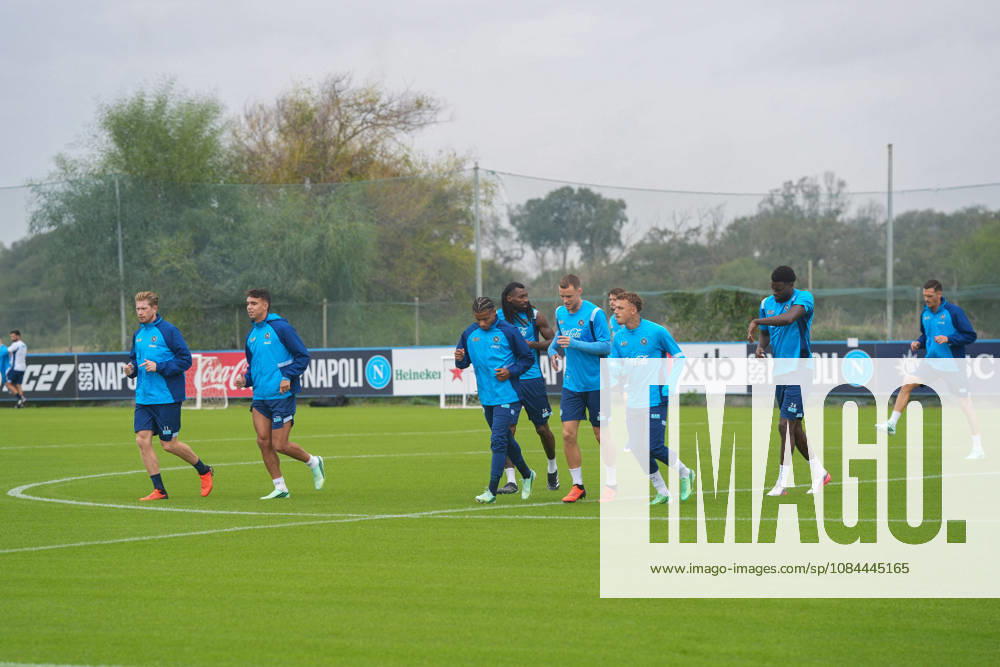 Noa Lang of SSC Napoli During the pre-match training session for the Champions League game between Villarreal and Napoli at Castelvolturno on October 12, 2026. Castelvolturno ITALIA - ZUMAs236 20261012_aap_s236_008
