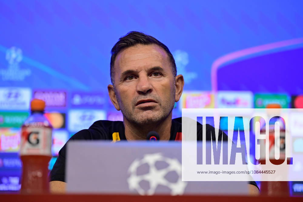 Ahead of Galatasaray v Barcelona - UEFA Champions League ISTANBUL, TURKIYE - OCTOBER 12: Galatasaray head coach Okan Buruk speaks during a press conference, PK, Pressekonferenz at the Kemerburgaz Metin Oktay Training Facilities in Istanbul, Turkiye, on October 12, 2026, ahead of the UEFA Champions League Matchday 2 clash between Galatasaray and Barcelona. Cem Tekkesinoglu Anadolu Istanbul Turkey. Editorial use only. Please get in touch for any other usage.