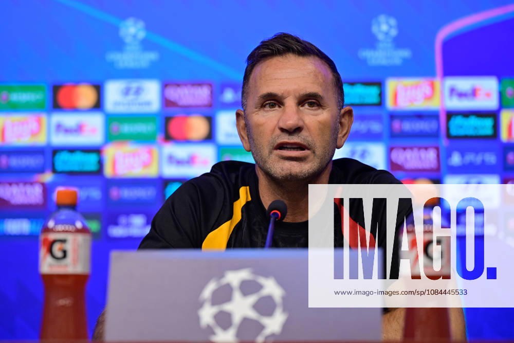 Ahead of Galatasaray v Barcelona - UEFA Champions League ISTANBUL, TURKIYE - OCTOBER 12: Galatasaray head coach Okan Buruk speaks during a press conference, PK, Pressekonferenz at the Kemerburgaz Metin Oktay Training Facilities in Istanbul, Turkiye, on October 12, 2026, ahead of the UEFA Champions League Matchday 2 clash between Galatasaray and Barcelona. Cem Tekkesinoglu Anadolu Istanbul Turkey. Editorial use only. Please get in touch for any other usage.
