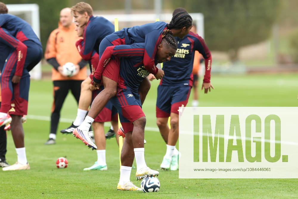 Arsenal Training & Media Conference, Champions League Eberechi Eze carries Marli Salmon of Arsenal during the Arsenal training session at the Arsenal FC Training Centre, ahead of UEFA Champions League Matchday 2 v Lille, London Colney, England on 12 October 2026 Credit: Tiego Grenho Every Second Media Editorial use only. All images are copyright Every Second Media Limited. No images may be reproduced without prior permission.