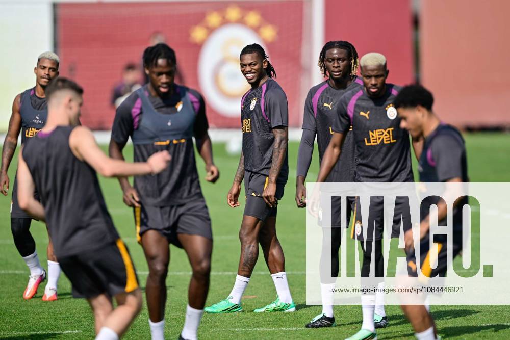 Galatasaray complete final training session in Istanbul ahead of Barcelona clash ISTANBUL, TURKIYE - OCTOBER 12: Galatasaray players complete their final training session ahead of their UEFA Champions League second-round match against Barcelona at the Kemerburgaz Metin Oktay Training Facility in Istanbul, Turkiye, on October 12, 2026. The training session, led by head coach Okan Buruk and open to the media for the first 15 minutes, began with warm-up exercises, continued with an 8-on-2 ball-possession drill and concluded with tactical preparations for the Barcelona match. Cem Tekkesinoglu Anadolu Istanbul Turkey. Editorial use only. Please get in touch for any other usage.