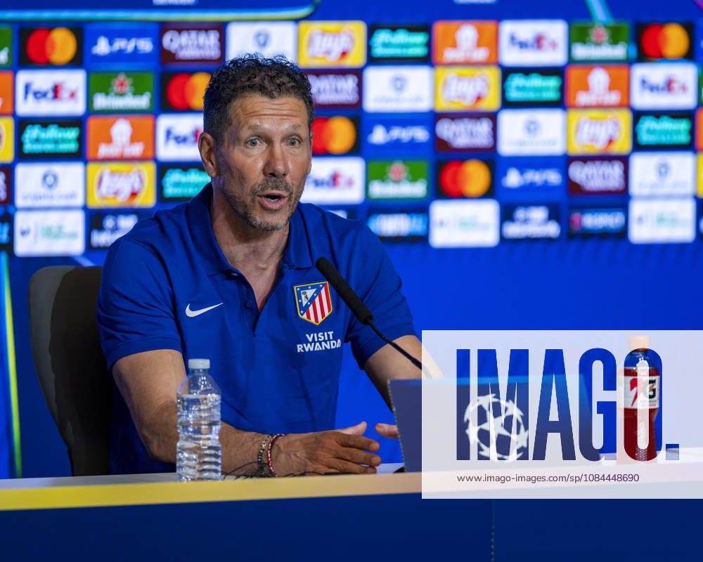 Atletico de Madrid Training Session And press conference, PK, Pressekonferenz - UEFA Champions League 2026 27 League Phase MD2 MADRID, SPAIN - OCTOBER 12: Diego Pablo Simeone, Head Coach of Atletico de Madrid, speaks during the press conference on day ahead of the UEFA Champions League 2026 27 League Phase MD2 against Manchester United, ManU at Estadio Riyadh Air Metropolitano on October 12, 2026 in Madrid, Spain. Madrid Estadio Riyadh Air Metropolitano Madrid Spain