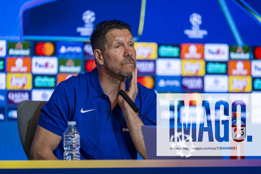 Atletico de Madrid Training Session And press conference, PK, Pressekonferenz - UEFA Champions League 2026 27 League Phase MD2 MADRID, SPAIN - OCTOBER 12: Diego Pablo Simeone, Head Coach of Atletico de Madrid, speaks during the press conference on day ahead of the UEFA Champions League 2026 27 League Phase MD2 against Manchester United, ManU at Estadio Riyadh Air Metropolitano on October 12, 2026 in Madrid, Spain. Madrid Estadio Riyadh Air Metropolitano Madrid Spain