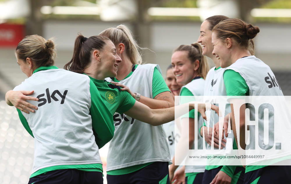 Republic of Ireland WNT Squad Training, SuperValu Pairc UiChaoimh, Cork 12 10 2026 Lucy Quinn celebrates with teammates during training Lucy Quinn celebrates with teammates during training 12 10 2026