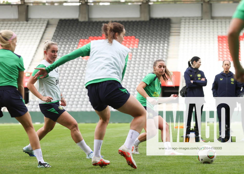 Republic of Ireland WNT Squad Training, SuperValu Pairc UiChaoimh, Cork 12 10 2026 Chloe Mustaki Chloe Mustaki 12 10 2026