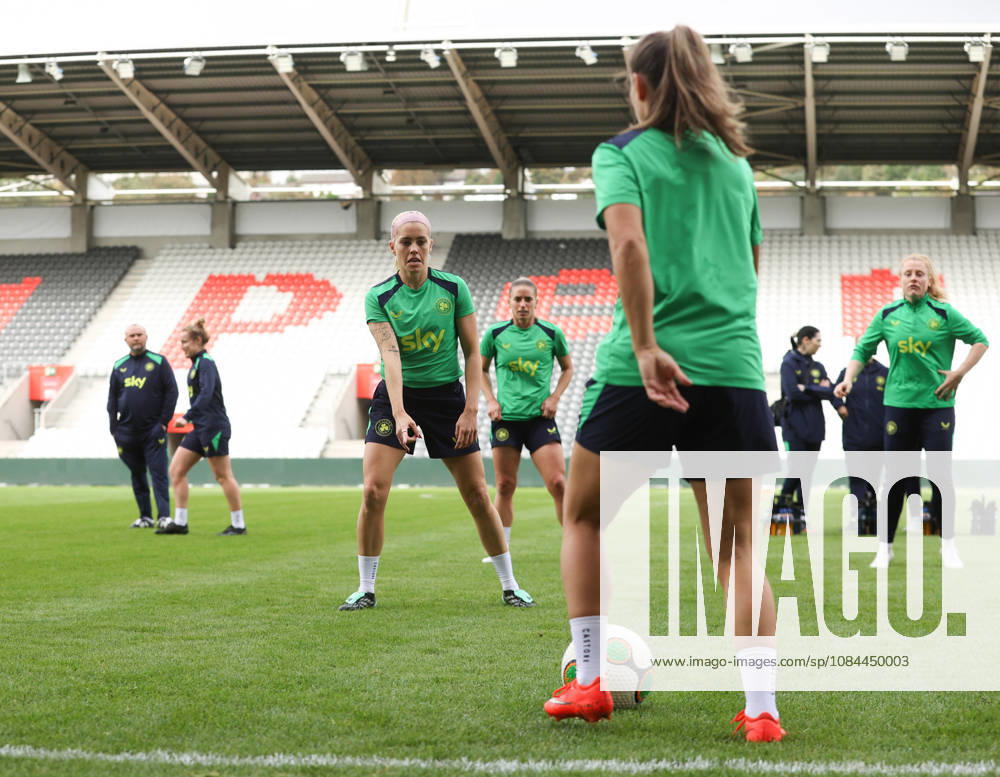 Republic of Ireland WNT Squad Training, SuperValu Pairc UiChaoimh, Cork 12 10 2026 Denise O Sullivan and Chloe Mustaki Denise O Sullivan and Chloe Mustaki 12 10 2026