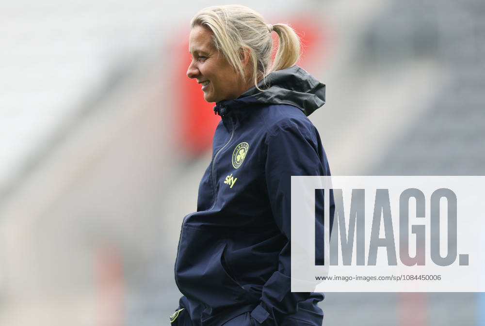 Republic of Ireland WNT Squad Training, SuperValu Pairc UiChaoimh, Cork 12 10 2026 Head coach Carla Ward Carla Ward 12 10 2026