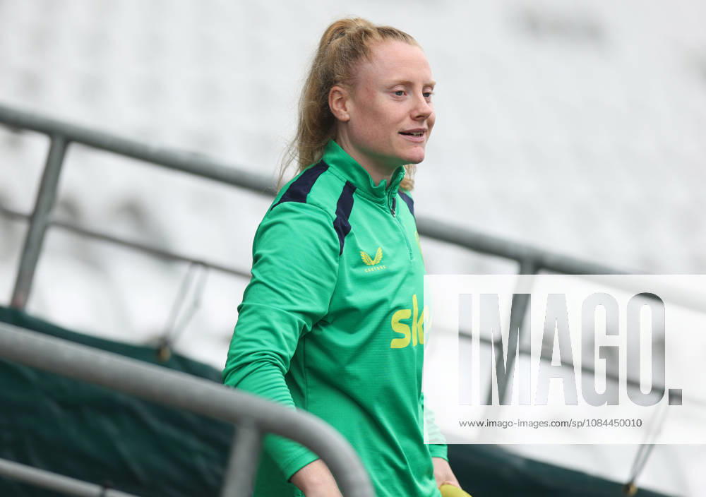 Republic of Ireland WNT Squad Training, SuperValu Pairc UiChaoimh, Cork 12 10 2026 Amber Barrett Amber Barrett 12 10 2026