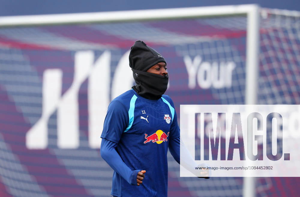 RB Leipzig - Training Champions League Leipzig, 12.10.2026, RB Akademie, UEFA Champions League , RB Leipzig - Abschlusstraining am Vortag von RBLeipzig v. PSV Eindhoven , Im Bild: Johan Bakayoko ( 11, RB Leipzig),