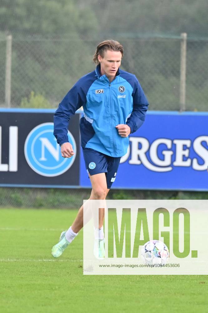 Foto IPP Felice De Martino Castel Volturno (Ce) 12 10 2026 Allenamento Napoli pre gara Champions League con il Villareal Nella foto: Scott McTominay Italy Photo Press World Copyright Castel Volturno italy ITALY