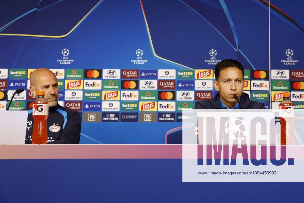 LEIPZIG - (LR) PSV Eindhoven coach Peter Bosz, Mauro Junior of PSV Eindhoven during the press conference, PK, Pressekonferenz ahead of the UEFA Champions League match between RB Leipzig and PSV Eindhoven at the RB Arena on October 12, 2026 in Leipzig, Germany. MAURICE VAN STEEN ANP ANPxSportx IVx 572246265 originalFilename: 572246265