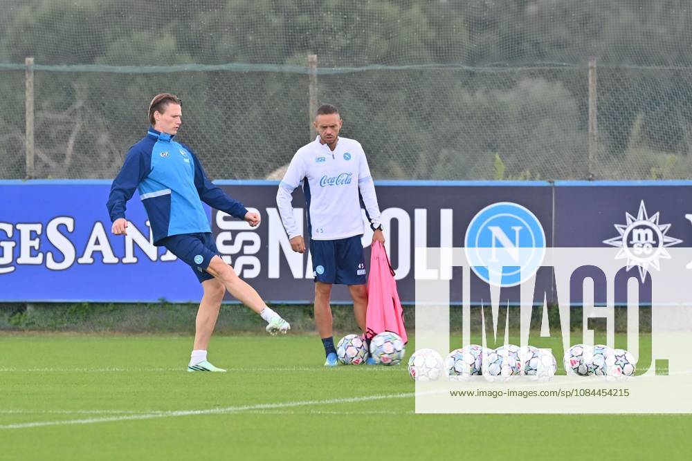 Foto IPP Felice De Martino Castel Volturno (Ce) 12 10 2026 Allenamento Napoli pre gara Champions League con il Villareal Nella foto: Scott McTominay Italy Photo Press World Copyright Castel Volturno italy ITALY