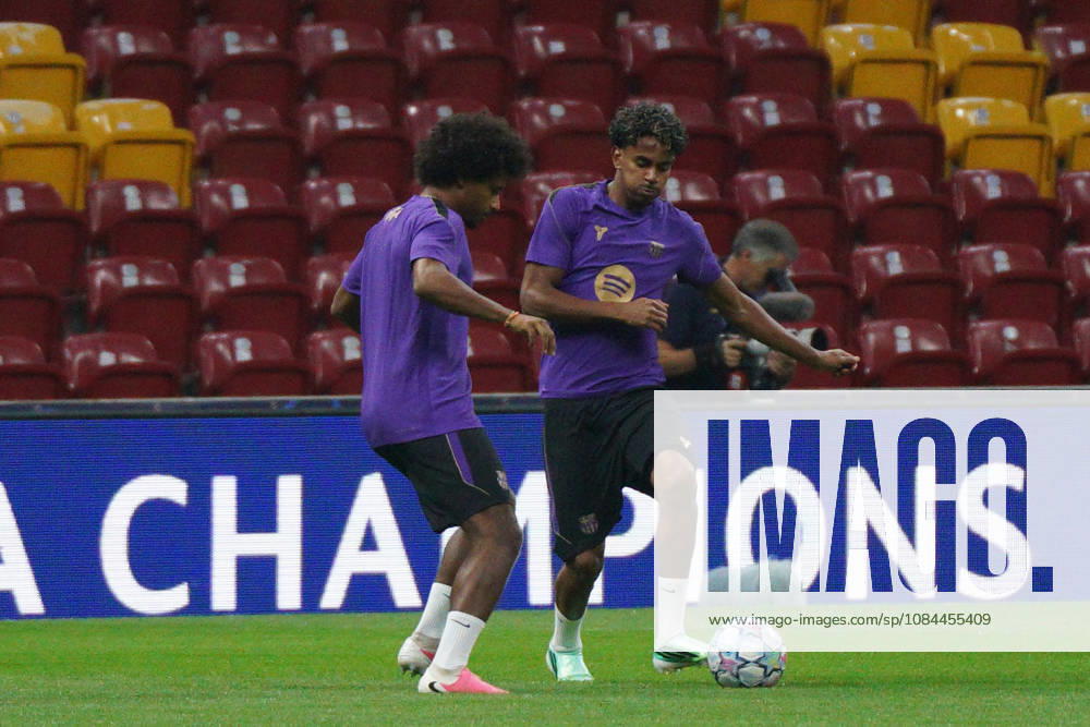 Karim Adeyemi (L) and Lamine Yamal (R) during the training day of FC Barcelona, Barca ahead the UEFA Champions League second round, football match against Galatasaray at RAMS Park Stadium in Istanbul, Turkey on October 12, 2026. Sariyer Turkey - ZUMAu194 20261012_zip_u194_016