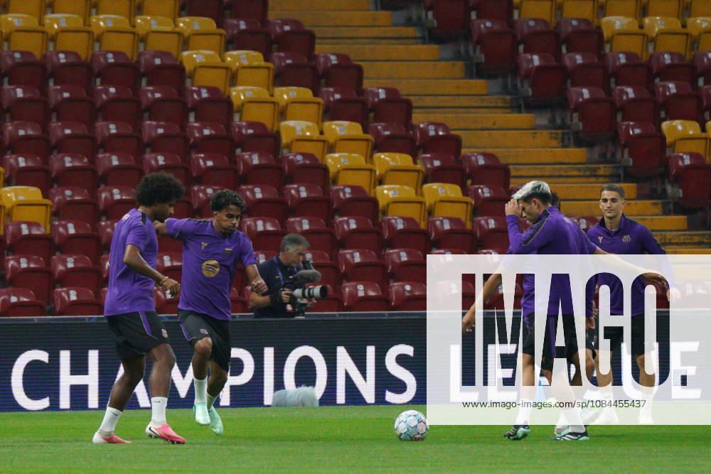 Karim Adeyemi (L-1), Lamine Yamal (L-2), Pedri (L-3) during the training day of FC Barcelona, Barca ahead the UEFA Champions League second round, football match against Galatasaray at RAMS Park Stadium in Istanbul, Turkey on October 12, 2026. Sariyer Turkey - ZUMAu194 20261012_zip_u194_017