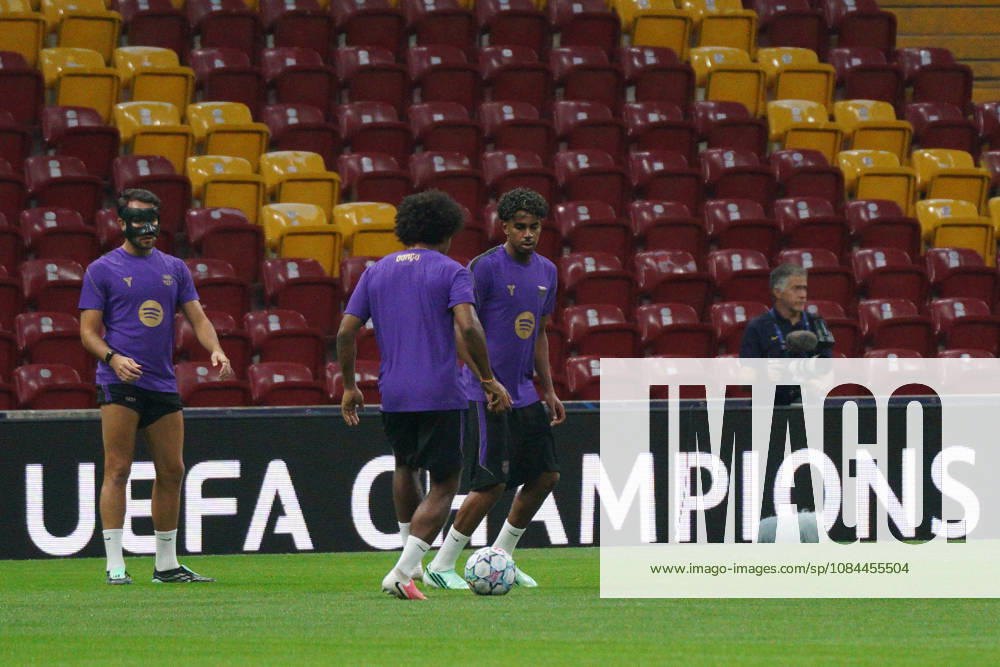 Eric Garcia(L-1), Karim Adeyemi (L-2) and Lamine Yamal (L-3) during the training day of FC Barcelona, Barca ahead the UEFA Champions League second round, football match against Galatasaray at RAMS Park Stadium in Istanbul, Turkey on October 12, 2026. Sariyer Turkey - ZUMAu194 20261012_zip_u194_019