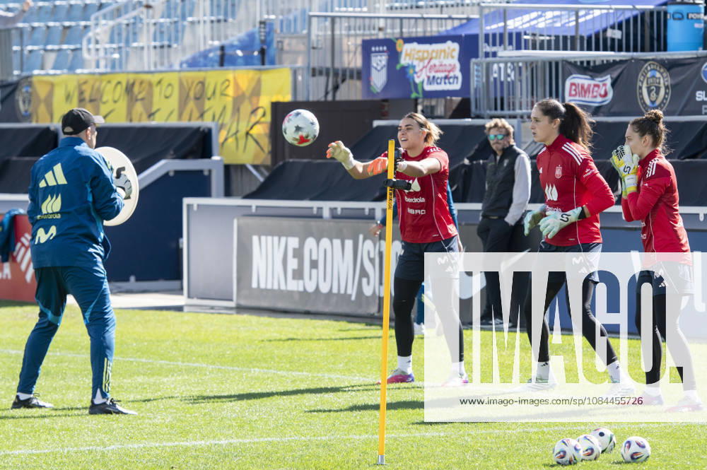Spainâ€⠢s national team, Nationalteam ¢â‚¬â ¢s players in action during training before Spainâ€⠢s match against the US Womenâ€⠢s national team at Subaru Park in Chester PA Chester United States - ZUMArf1_ 20261012_zaf_rf1_021