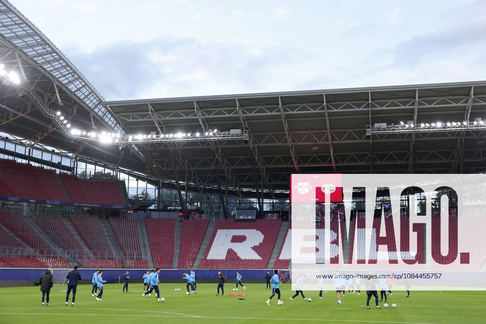LEIPZIG - PSV squad during a training session ahead of the UEFA Champions League match between RB Leipzig and PSV Eindhoven at the RB Arena on October 12, 2026, in Leipzig, Germany. MAURICE VAN STEEN ANP ANPxSportx IVx 572250691 originalFilename: 572250691