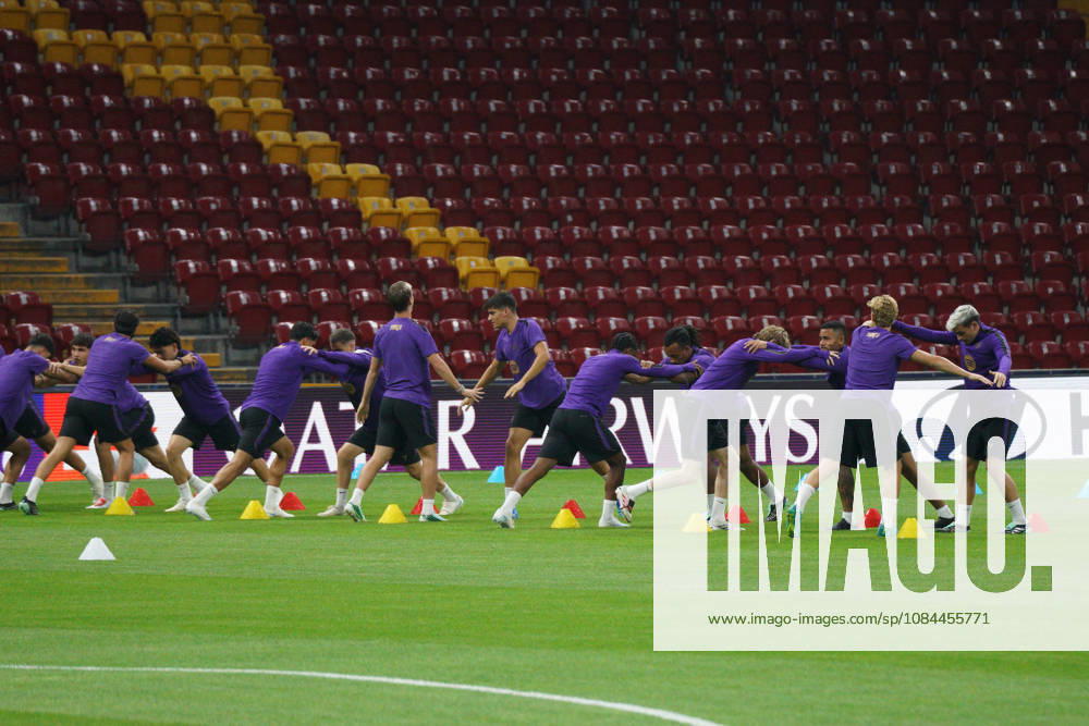 FC Barcelona, Barca players during the training day of FC Barcelona ahead the UEFA Champions League second round, football match against Galatasaray at RAMS Park Stadium in Istanbul, Turkey on October 12, 2026. Sariyer Turkey - ZUMAu194 20261012_zip_u194_025