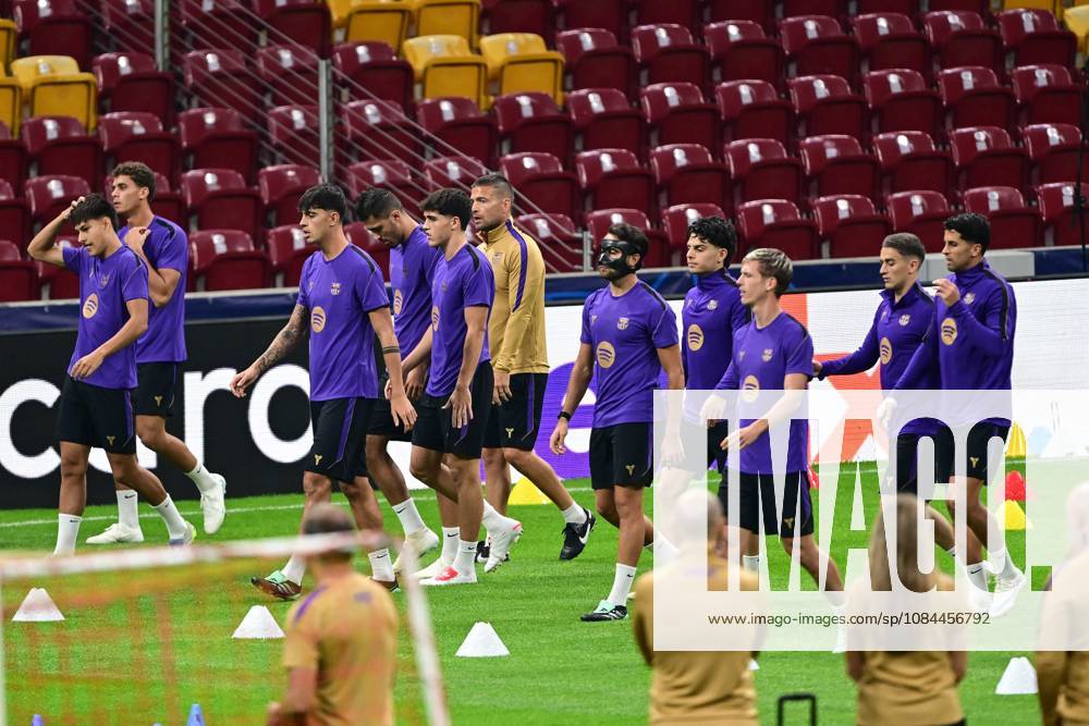 Barcelona complete preparations for Champions League clash with Galatasaray in Istanbul ISTANBUL, TURKIYE - OCTOBER 12: Barcelona players take part in a training session at RAMS Park as they complete preparations for their UEFA Champions League Week 2 match against Galatasaray, on October 12, 2026 in Istanbul, Turkiye. The session was led by head coach Hansi Flick, with the opening 15 minutes made available to members of the media ahead of the match. Cem Tekkesinoglu Anadolu Istanbul Turkey. Editorial use only. Please get in touch for any other usage.