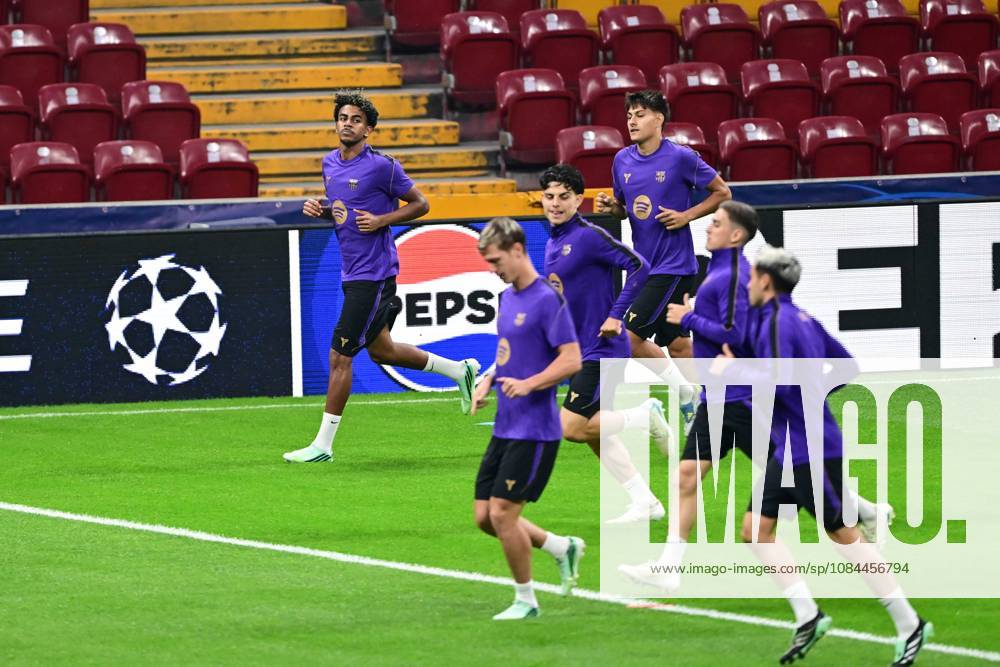 Barcelona complete preparations for Champions League clash with Galatasaray in Istanbul ISTANBUL, TURKIYE - OCTOBER 12: Barcelona players take part in a training session at RAMS Park as they complete preparations for their UEFA Champions League Week 2 match against Galatasaray, on October 12, 2026 in Istanbul, Turkiye. The session was led by head coach Hansi Flick, with the opening 15 minutes made available to members of the media ahead of the match. Cem Tekkesinoglu Anadolu Istanbul Turkey. Editorial use only. Please get in touch for any other usage.
