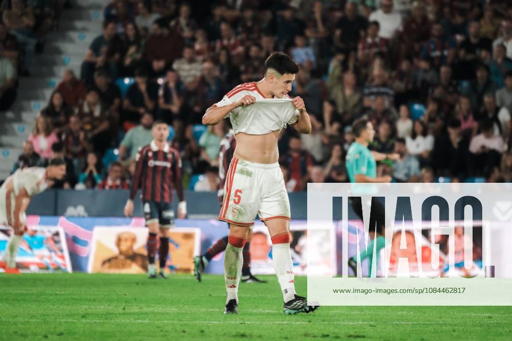 ESP: LaLiga EA Sports UD Levante v Sevilla FC Andres Castrin of Sevilla during LaLiga EA Sports, between UD Levante v Sevilla CF played at Ciudad de Valencia Stadium in Valencia on October 12, 2026 in Spain; Valencia Spain Futbol