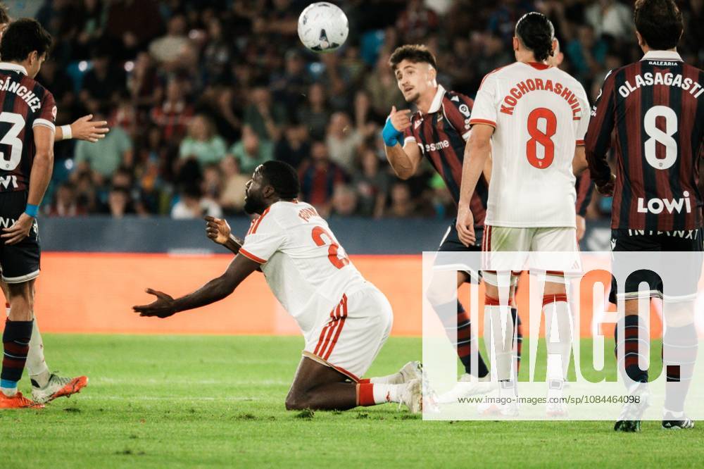 ESP: LaLiga EA Sports UD Levante v Sevilla FC Youssouf Fofana of Sevilla during LaLiga EA Sports, between UD Levante v Sevilla CF played at Ciudad de Valencia Stadium in Valencia on October 12, 2026 in Spain; Valencia Spain Futbol