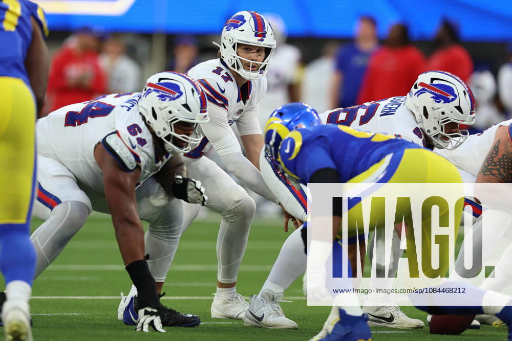 INGLEWOOD, CA - OCTOBER 12: Josh Allen 17 of the Buffalo Bills prepares for the snap during an NFL, American Football Herren, USA game between the Buffalo Bills and the Los Angeles Rams on October 12, 2026, at SoFi Stadium in Inglewood, California. (Photo by Greg Fiore Icon Sportswire) NFL: OCT 12 Bills at Rams Icon2610121101