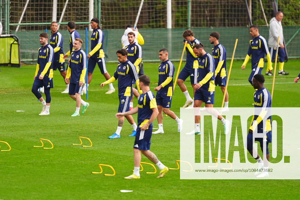 Fenerbahce complete preparations for Aston Villa clash in UEFA Champions League ISTANBUL, TURKIYE - OCTOBER 13: Fenerbahce players take part in a training session at Can Bartu Training Facilities as the team completes preparations for their away match against Aston Villa in the second week of the UEFA Champions League, in Istanbul, Turkiye, on October 13, 2026. Adem Kutucu Anadolu Istanbul Turkey. Editorial use only. Please get in touch for any other usage.