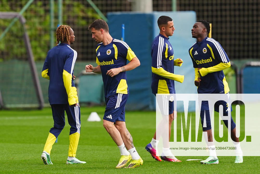Fenerbahce complete preparations for Aston Villa clash in UEFA Champions League ISTANBUL, TURKIYE - OCTOBER 13: Fenerbahce player Mert Hakan Yandas (2nd L) takes part in a training session at Can Bartu Training Facilities as the team completes preparations for their away match against Aston Villa in the second week of the UEFA Champions League, in Istanbul, Turkiye, on October 13, 2026. Adem Kutucu Anadolu Istanbul Turkey. Editorial use only. Please get in touch for any other usage.