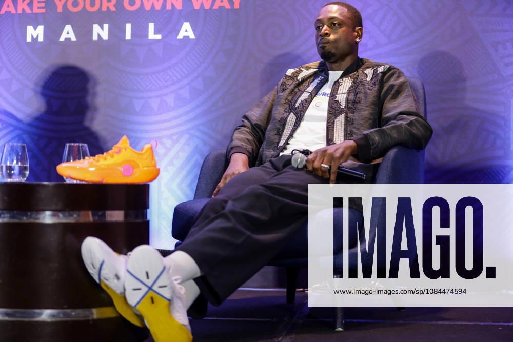 Former NB basketball player Dwyane Wade in Manila Former NBA, Basketball Herren, USA professional basketball player Dwyane Wade looks on during a press conference, PK, Pressekonferenz in Manila, Philippines, on October 13, 2026. Dwyane Wade is in Manila for a promotional tour from October 13-14. Manila PHILIPPINES