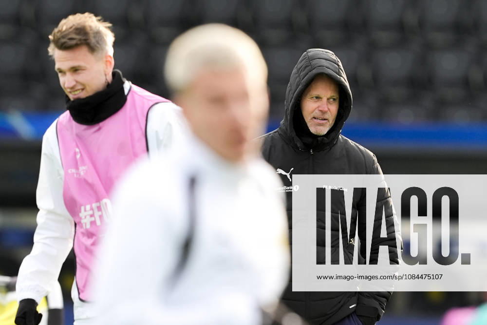Soccer, Champions League 2026–2027, Bodo Glimt, Borussia Dortmund, Bodo, October 13, 2026. Coach Kjetil Knudsen during Bodo Glimt’s training session at Aspmyra Stadium, the day of the Champions League match between Bodo Glimt and Borussia Dortmund. Photo: Terje Pedersen, NTB, Bodo, Norway. . RESTRICTED USE FOR BETTING COMPANIES.