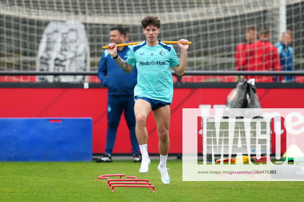Training Champions League Feyenoord Rotterdam 2026 2027 Rotterdam - Jordan Bos of Feyenoord Rotterdam in action during a training before the Champions League match against Como 1907. The training is set at Trainingscomplex 1908 on 13 October 2026 in Rotterdam, Netherlands. (Hero Images Yannick Verhoeven)