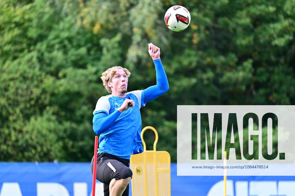 Fußball, Herren, 2.BL (Bundesliga), Saison 2026 2027, Holstein Kiel Training, KSV Lasse Rosenboom im Aufbautraining Kiel, nähe Holstein-Stadion Projensdorf, Trainingszentrum, N Schleswig-Holstein Deutschland
