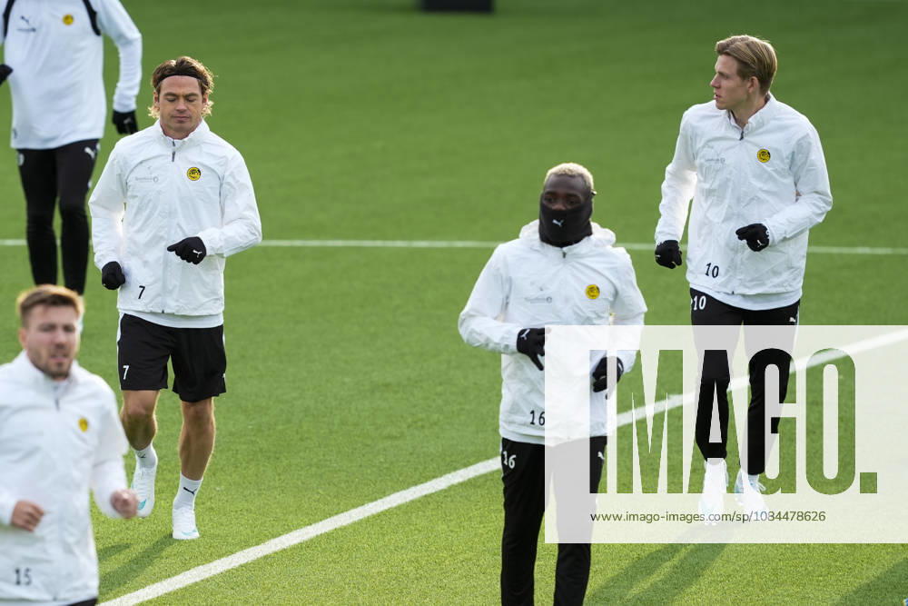 Champions League: Bodo Glimt vs. Borussia Dortmund; Bodo, October 13, 2026; Patrick Erg (left) and Jens Petter Hauge at Bodo Glimt’s training session at Aspmyra Stadium, the day of the Champions League match between Bodo Glimt and Borussia Dortmund. Photo: Terje Pedersen, NTB, Bodo, Norway. . RESTRICTED USE FOR BETTING COMPANIES.