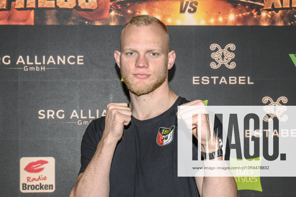 Im Bild v.l.: Paul Schmidt, Boxer, GER, Magdeburg, SES, Erste Pressekonferenz vor der SES-Box-Gala am Samstag, 14. November 2026, Messe Magdeburg, 13.10.2026,