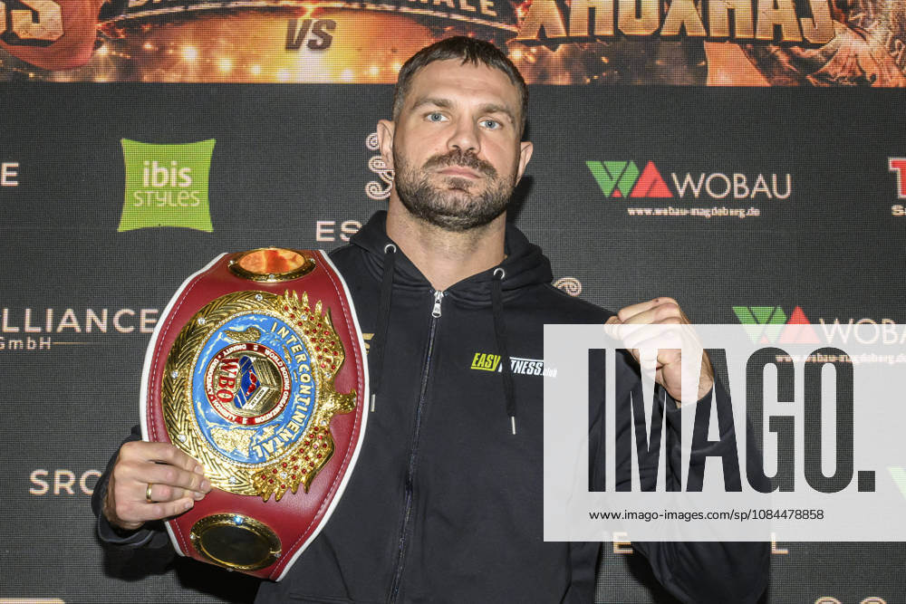 Im Bild v.l.: Roman Fress – WBO-Inter-Continential-Champion, GER, Magdeburg, SES, Erste Pressekonferenz vor der SES-Box-Gala am Samstag, 14. November 2026, Messe Magdeburg, 13.10.2026,