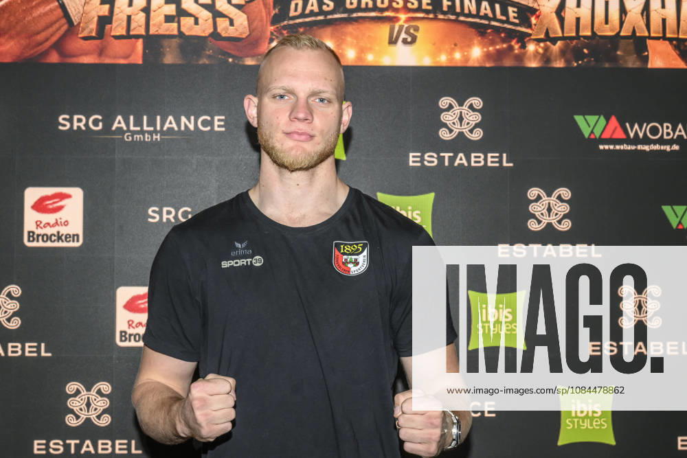 Im Bild v.l.: Paul Schmidt, Boxer, GER, Magdeburg, SES, Erste Pressekonferenz vor der SES-Box-Gala am Samstag, 14. November 2026, Messe Magdeburg, 13.10.2026,
