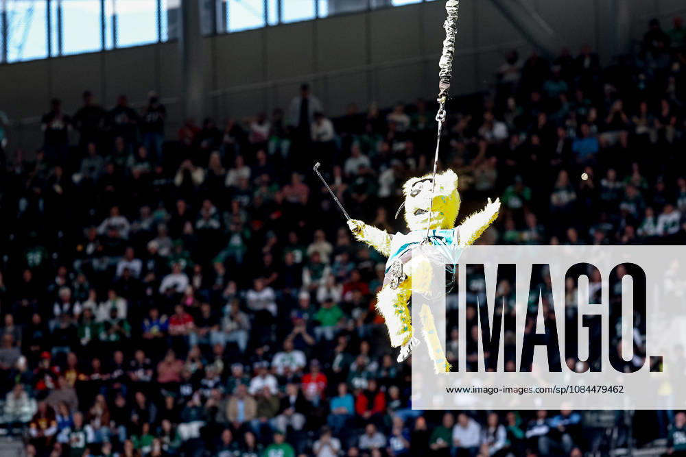 Jacksonville Jaguars v Philadelphia Eagles, International Series Jaguars mascot ziplines from top of Tottenham stadium before the International Series match between Jacksonville Jaguars and Philadelphia Eagles at Tottenham Hotspur Stadium, London, UK on 11 October 2026. London Tottenham Hotspur Stadium London UK Editorial use only ,