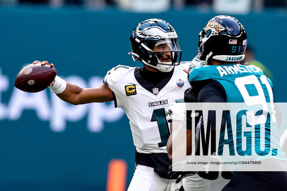 Jacksonville Jaguars v Philadelphia Eagles, International Series Philadelphia Eagles quarterback Jalen Hurts (1) throws pass during the International Series match between Jacksonville Jaguars and Philadelphia Eagles at Tottenham Hotspur Stadium, London, UK on 11 October 2026. London Tottenham Hotspur Stadium London UK Editorial use only ,