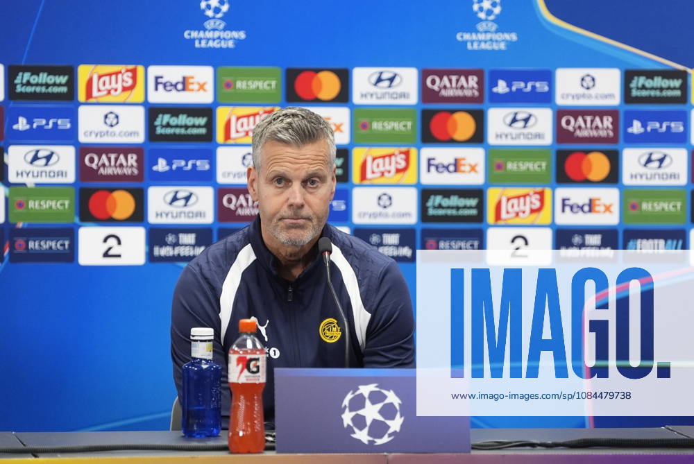 Soccer, Champions League 2026–2027, Bodo Glimt, Borussia Dortmund, Bodo, October 13, 2026: Kjetil Knudsen speaks during Bodo Glimt’s press conference at Aspmyra Stadium, the day of the Champions League match between Bodo Glimt and Borussia Dortmund. Photo: Terje Pedersen, NTB, Bodo, Norway. . RESTRICTED USE FOR BETTING COMPANIES.