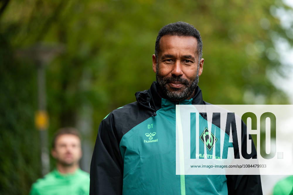 GER, Fussball, Herren, 1. Bundesliga, Saison 2026 2027, Training, SV Werder Bremen Daniel Thioune ( Werder Bremen, Trainer ) Bremen Trainingsgelände Weserstadion Bremen Deutschland