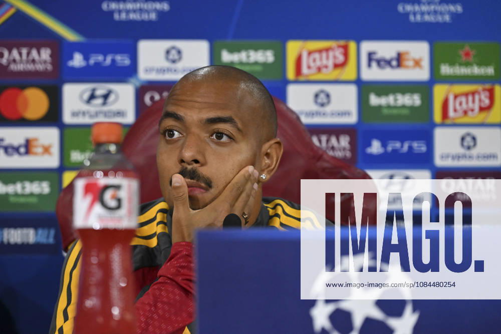 IPA89631955 - Donyell Malen of Roma during the 2026-2027 UEFA Champions League match between AS Roma and Real Madrid, at the press conference, PK, Pressekonferenz and pre-match training session at the Trigoria Training Center on October 13, 2026, in Rome, Rome. during the AS Roma press conference for the UEFA Champions League soccer match in Rome, Italy, on October 13, 2026