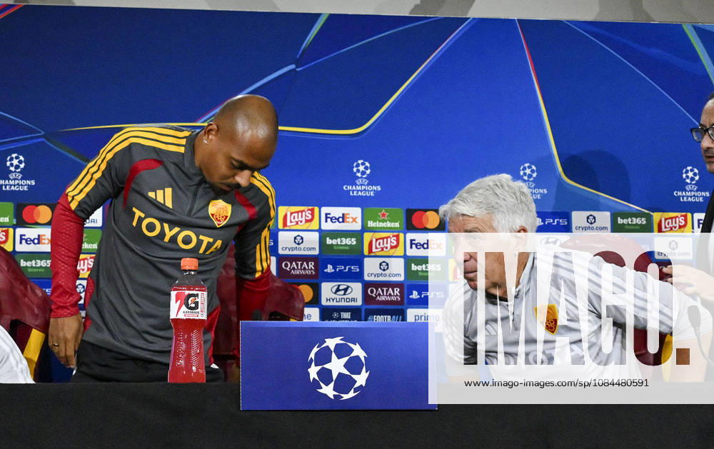 Foto IPP Roberto Ramaccia Roma 13 10 2026 Calcio-UEFA Champions League 2026-2027 Conferenza stampa e allenamento pre AS Roma - Real Madrid Nella foto Donyell Malen of Roma, Gian Piero Gasperini head coach of AS Roma italyphotopress world copyright italy ITALY