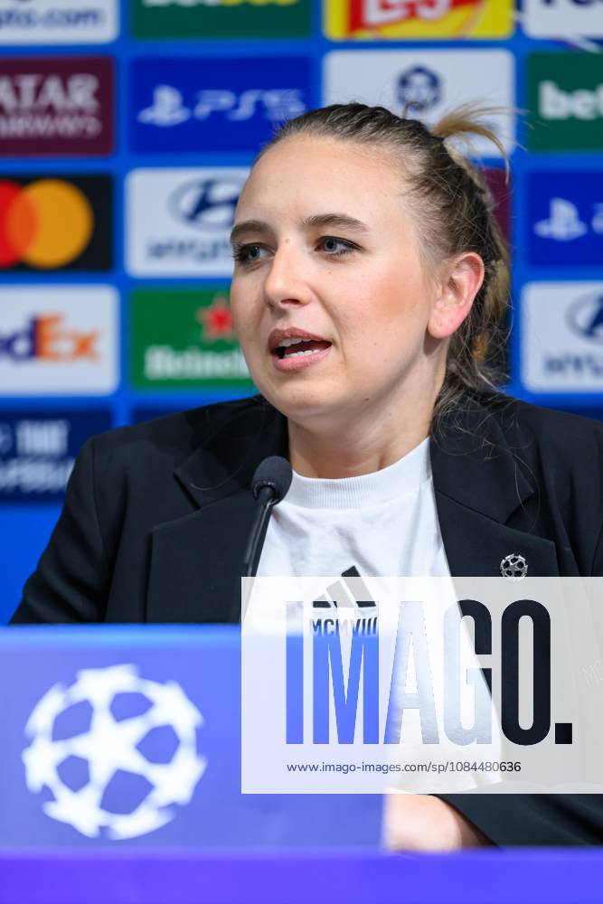 SOCCER - UEFA CL, LASK vs Liverpool LINZ,AUSTRIA,13.OCT.26 - SOCCER - UEFA Champions League, Linzer ASK vs Liverpool FC, preview, press conference, PK, Pressekonferenz LASK. Image shows press officer Nathalie Melcher (LASK). GEPAxpictures xChristianxMoser