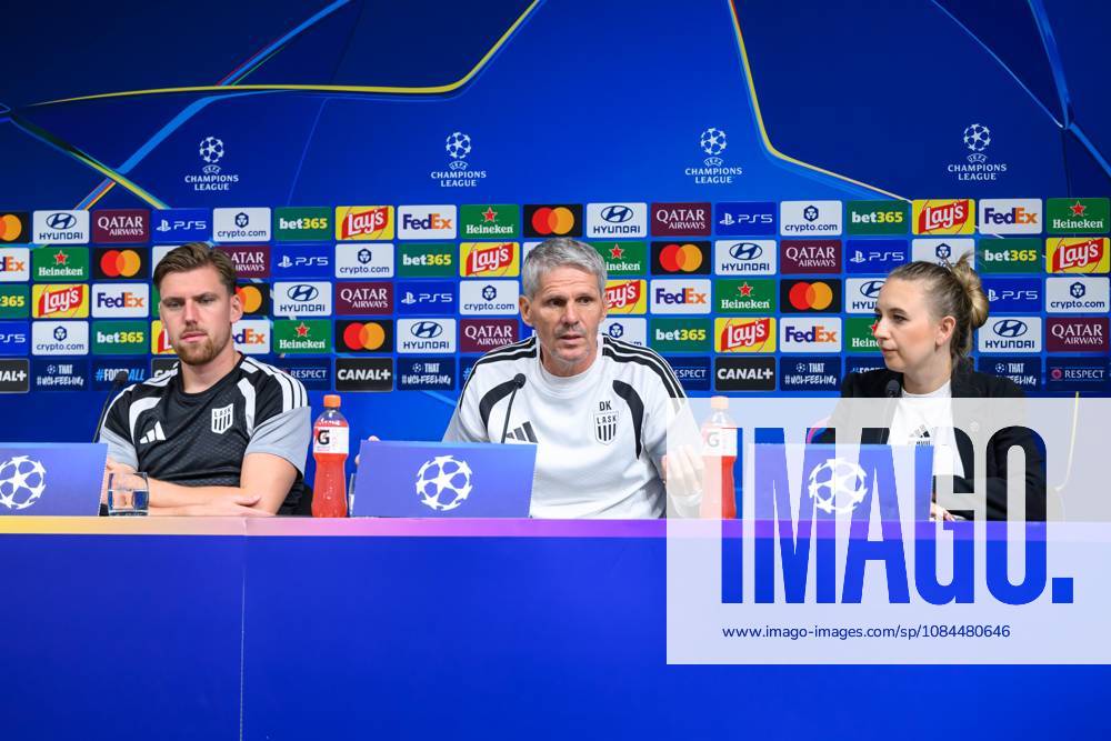 SOCCER - UEFA CL, LASK vs Liverpool LINZ,AUSTRIA,13.OCT.26 - SOCCER - UEFA Champions League, Linzer ASK vs Liverpool FC, preview, press conference, PK, Pressekonferenz LASK. Image shows Kasper Joergensen, head coach Dietmar Kuehbauer and press officer Nathalie Melcher (LASK). GEPAxpictures xChristianxMoser