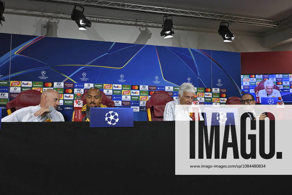 SOCCER - UEFA Champions League - AS Roma - press conference, PK, Pressekonferenz Photo by IPA ABACAPRESS.COM89631936 - Donyell Malen of Roma, Gian Piero Gasperini, head coach of AS Roma, during the 2026–2027 UEFA Champions League match between AS Roma and Real Madrid, at the Trigoria Training Center on October 13, 2026, in Rome, Rome, during the AS Roma press conference and pre-match training session - Real Madrid at the Trigoria Training Center on October 13, 2026, in Rome, Rome. During the AS Roma press conference and training session ahead of the UEFA Champions League soccer match in Rome, Italy, on October 13, 2026 Roma Italy