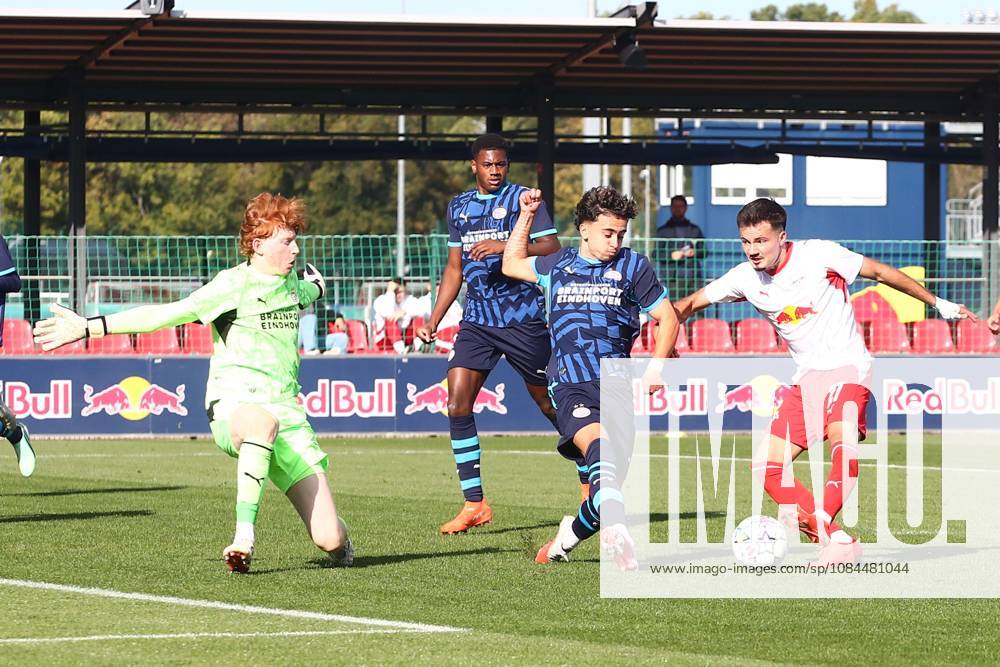 RB Leipzig U19 - PSV Eindhoven U19 UEFA Youth League Leipzig, 13.10.2026, Trainingszentrum am Cottaweg, Fußball, Saison 2026 2027, U19 Junioren, UEFA Youth League, 2. Spieltag , RB Leipzig U19 - PSV Eindhoven U19 , Im Bild: Tor für RB Leipzig, Din Klapija (21, RB) trifft zum 1:0 , Nur für journalistische Zwecke! For editorial use only! , UEFA regulations prohibit any use of photographs as image sequences and or quasi-video. ,